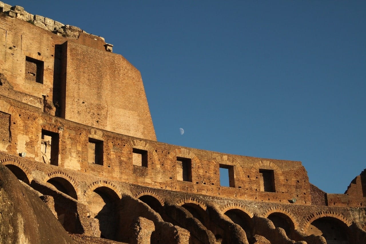 colosseum tours at night