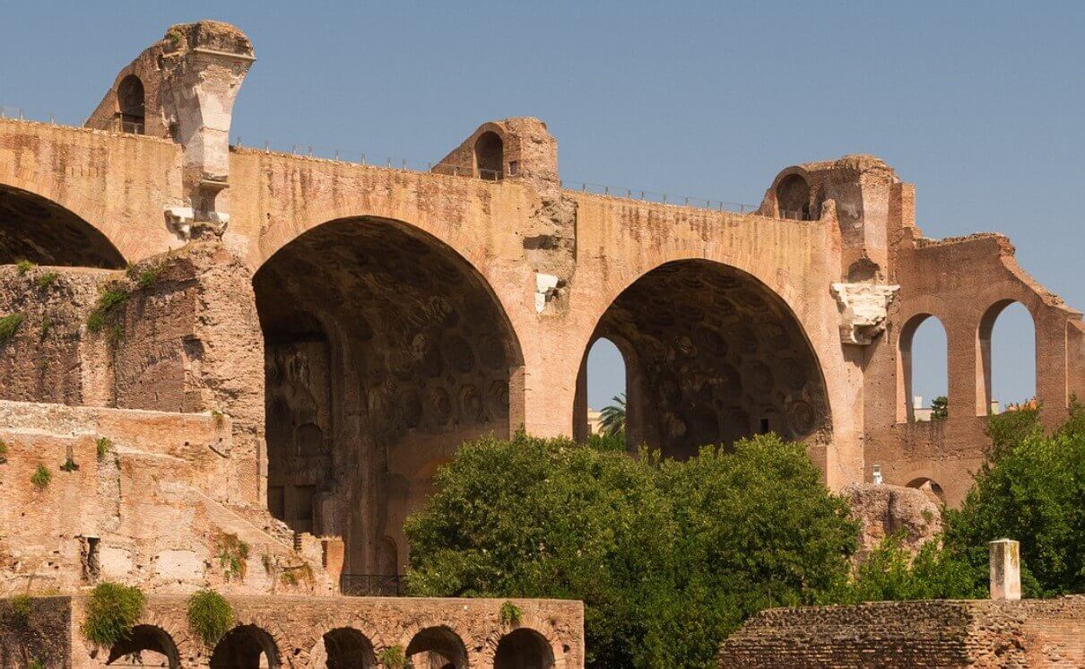 Basilica Maxentius building