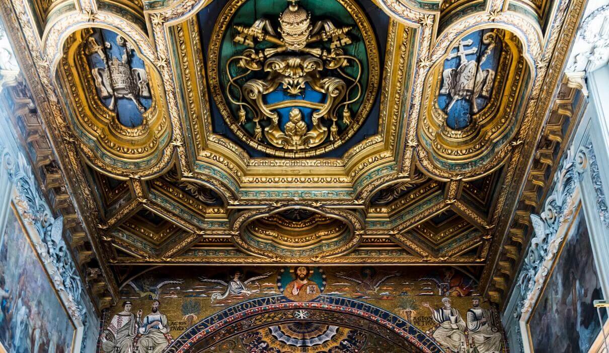 Basilica San Clemente inside