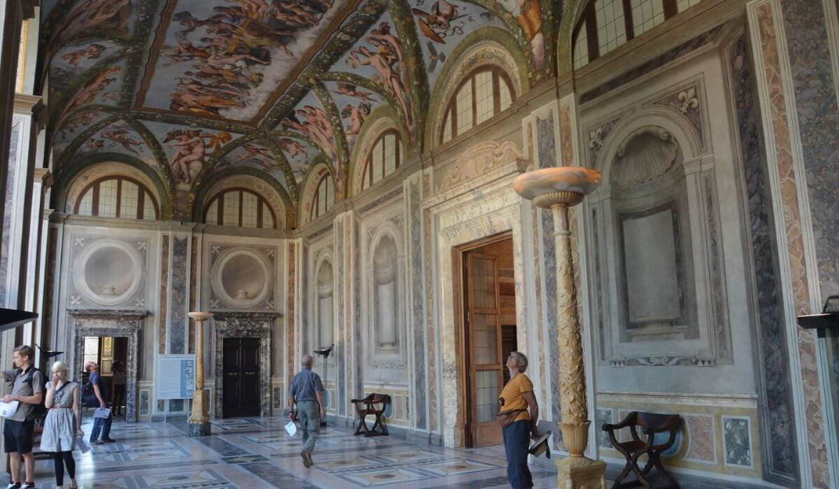 Visiting Villa Farnese inside look