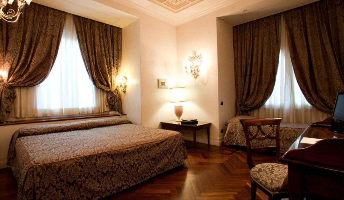 Hotel Aventino Rome booking.com